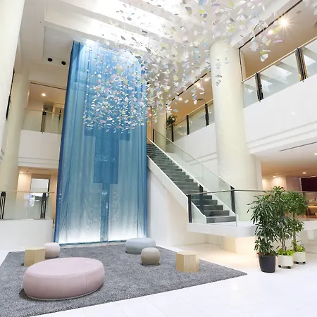 Holiday Inn & Suites Sapporo Odori Park-3